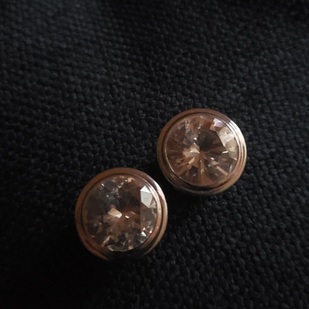 Diamond Plug - Picture 3 of 6